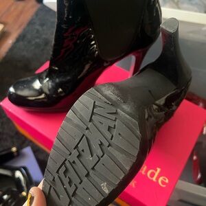 Stuart Weitzman black 8 1/2 women’s heel boots BRAND NEW